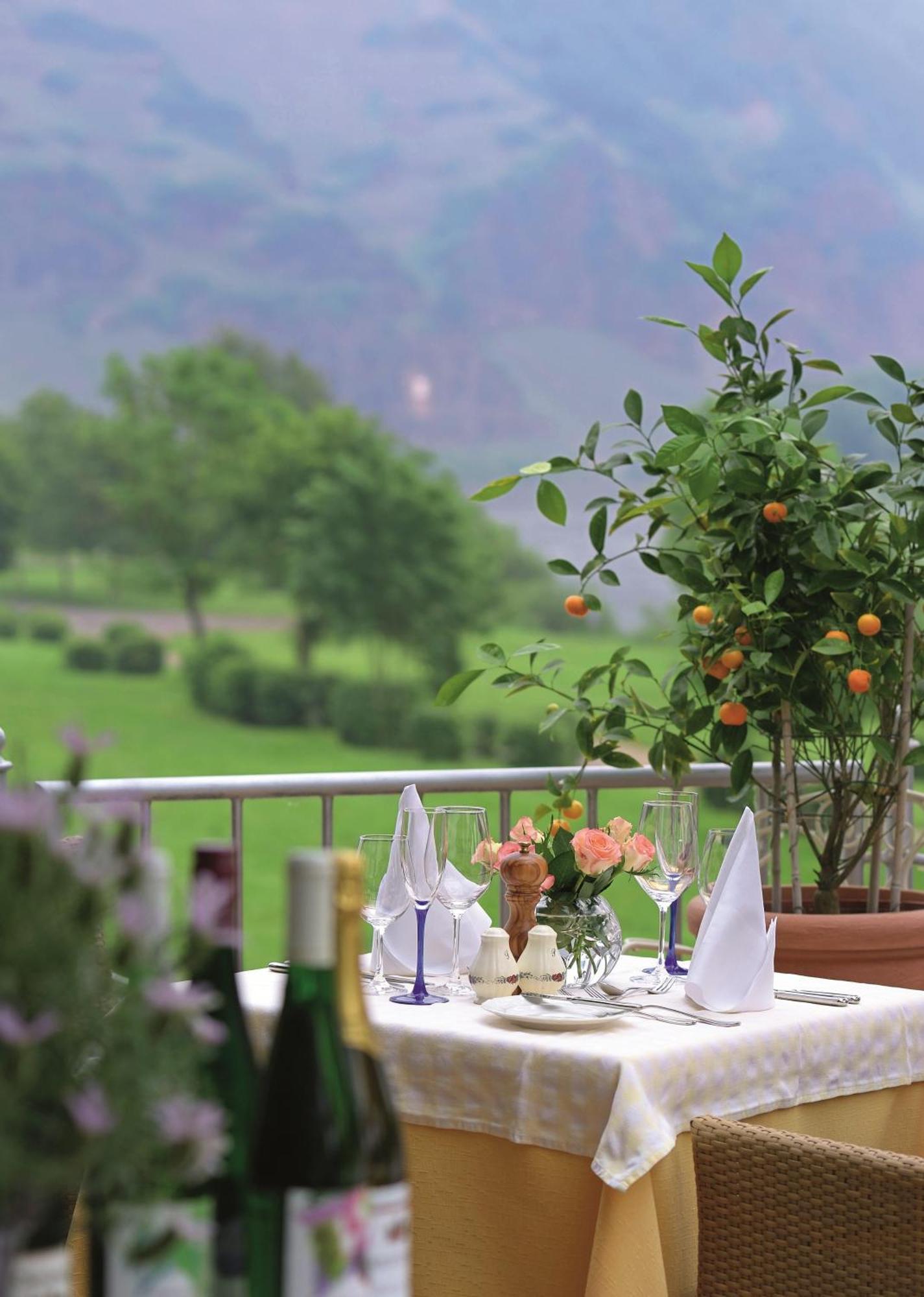 Hotel Zur Traube Ürzig Dış mekan fotoğraf