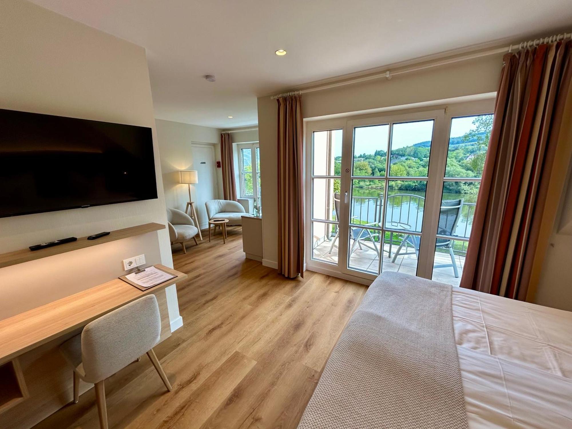 Hotel Zur Traube Ürzig Dış mekan fotoğraf